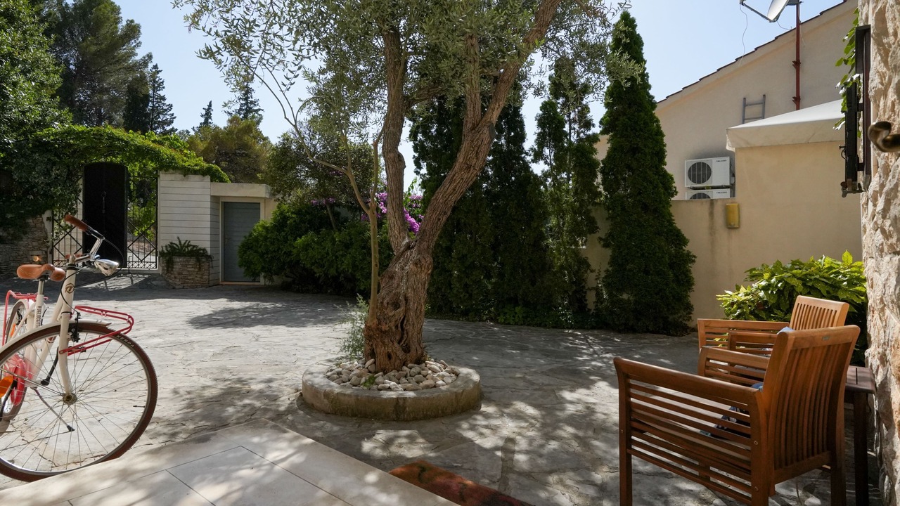 Photo of Patio Balcony in Cove Makarac (Milna)