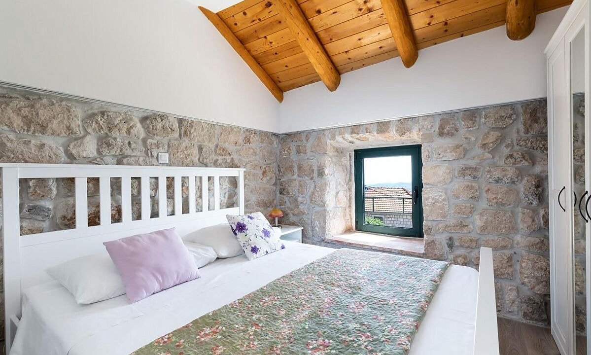 Photo of Bedroom in Mihanici