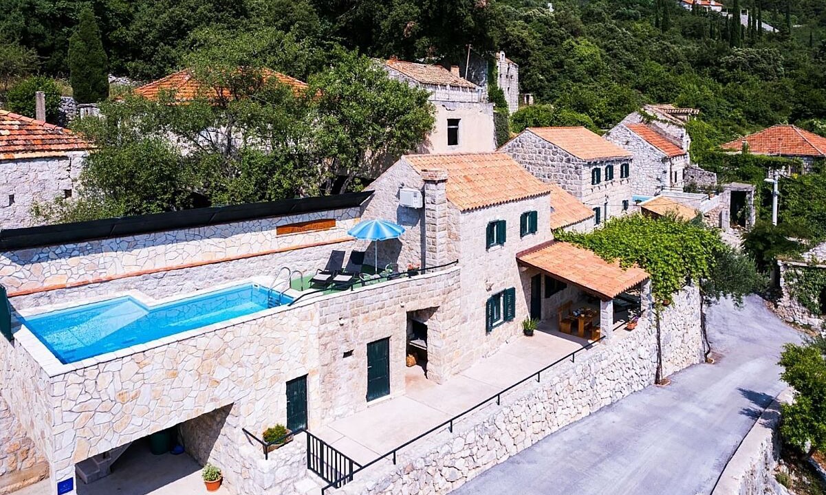 Photo of Outdoor in Mihanici