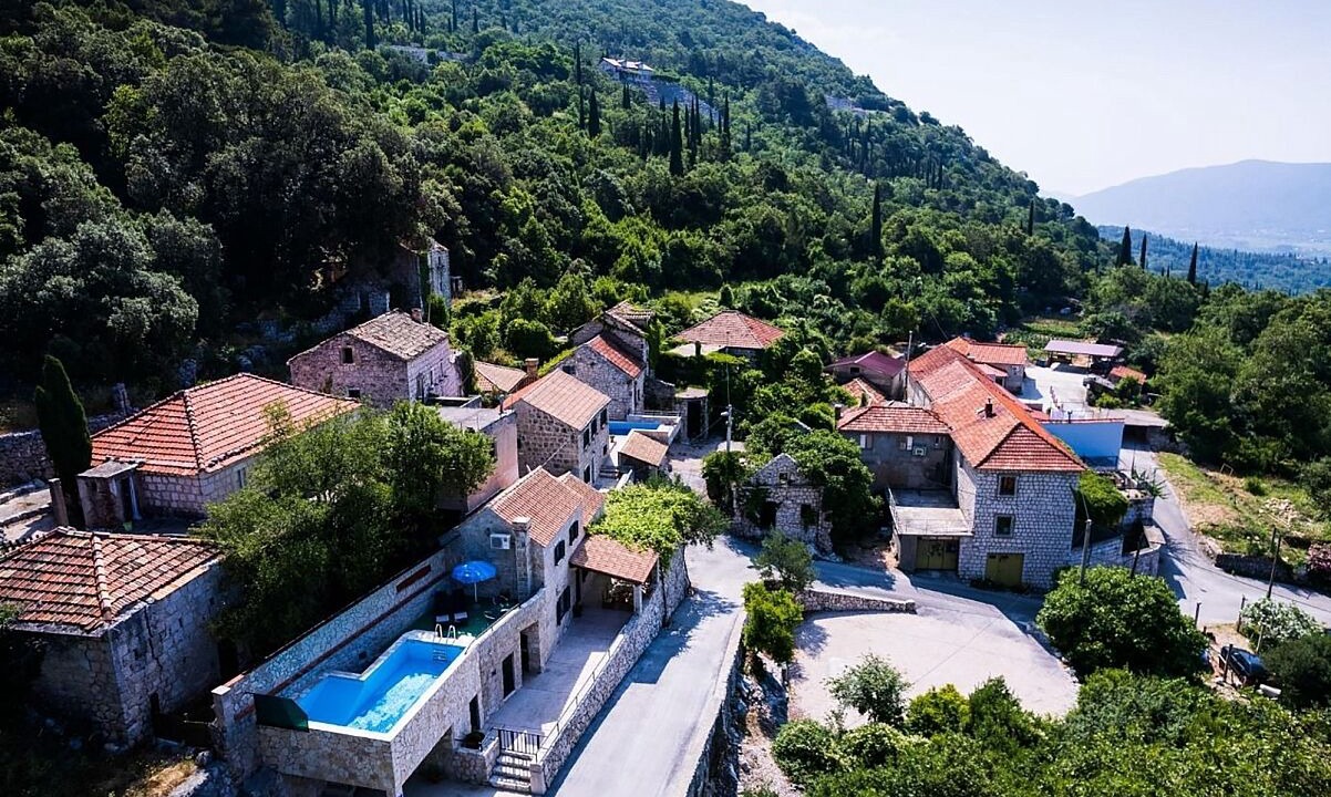 Photo of Outdoor in Mihanici