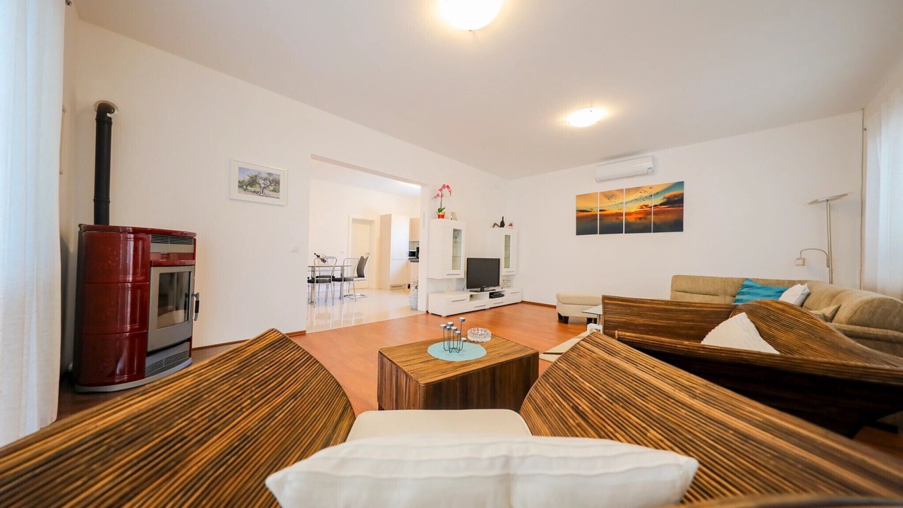 Photo of Livingroom in Ist