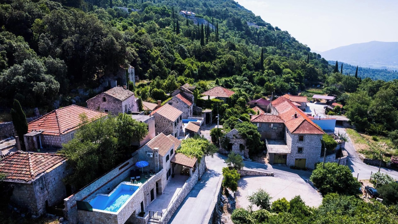 Photo of Outdoor in Mihanici