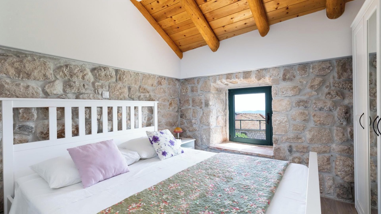 Photo of Bedroom in Mihanici