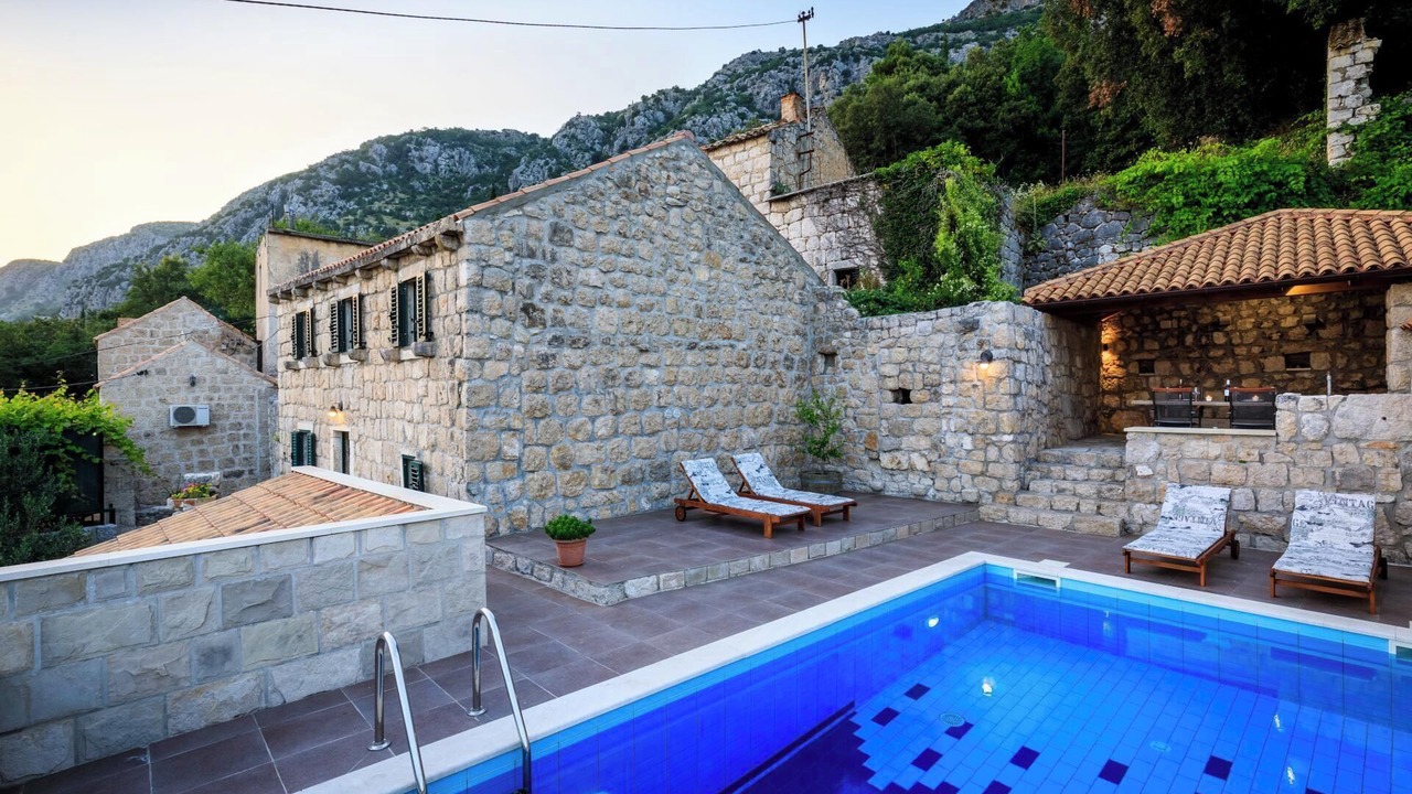 Photo of Outdoor in Mihanici