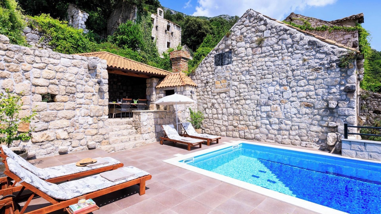 Photo of Outdoor in Mihanici