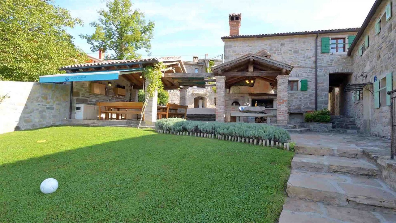 Photo of Outdoor in Buzet