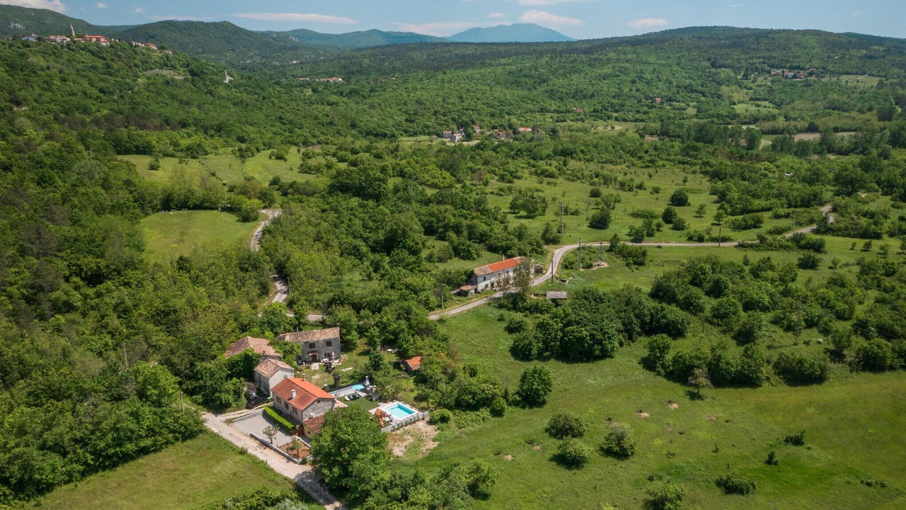 Photo of Outdoor in Rim
