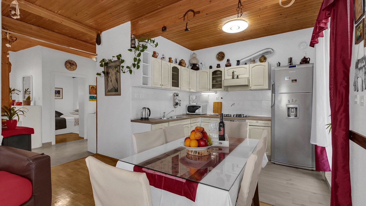Photo of Kitchen in Dugis