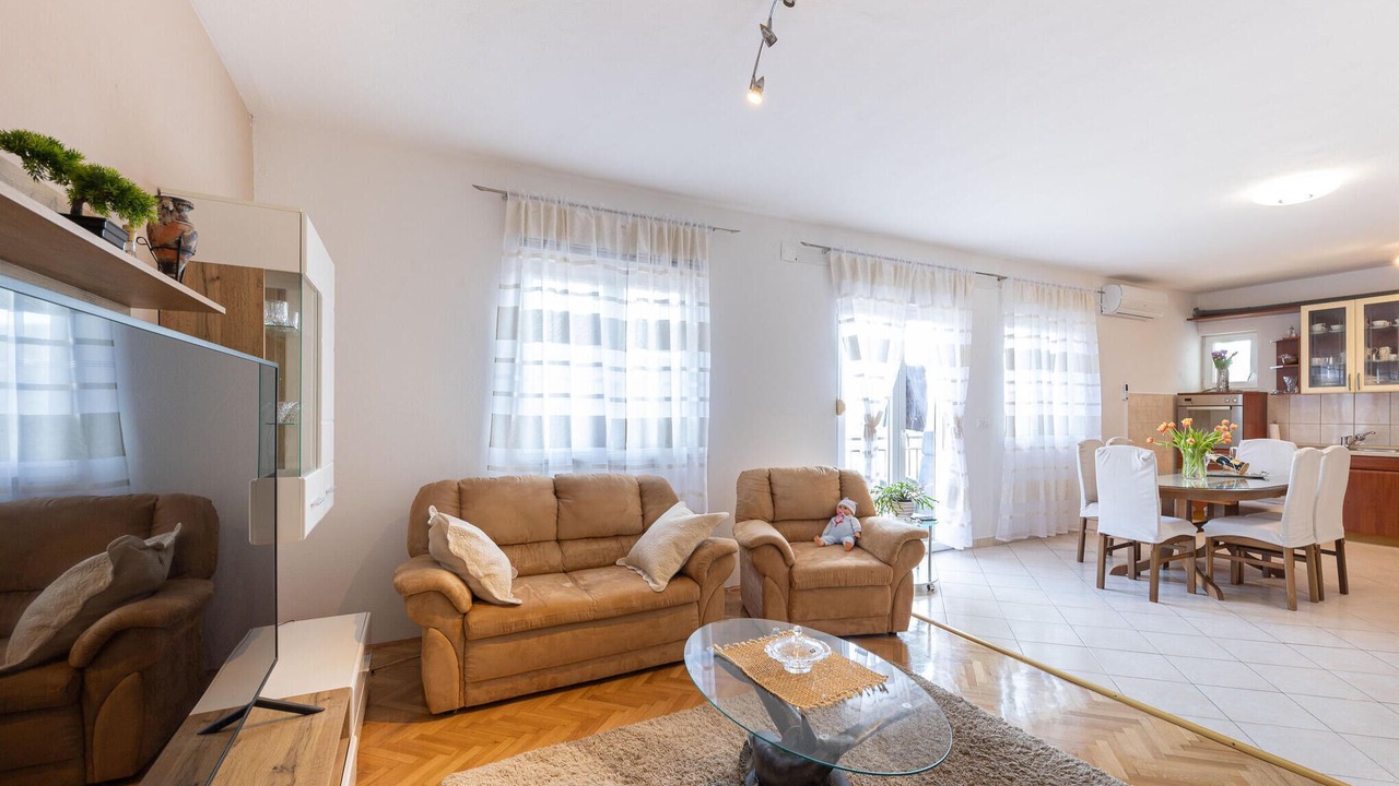 Photo of Bedroom in Neoric