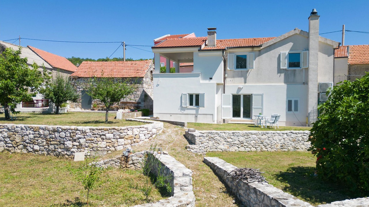 Photo of Others in Omis