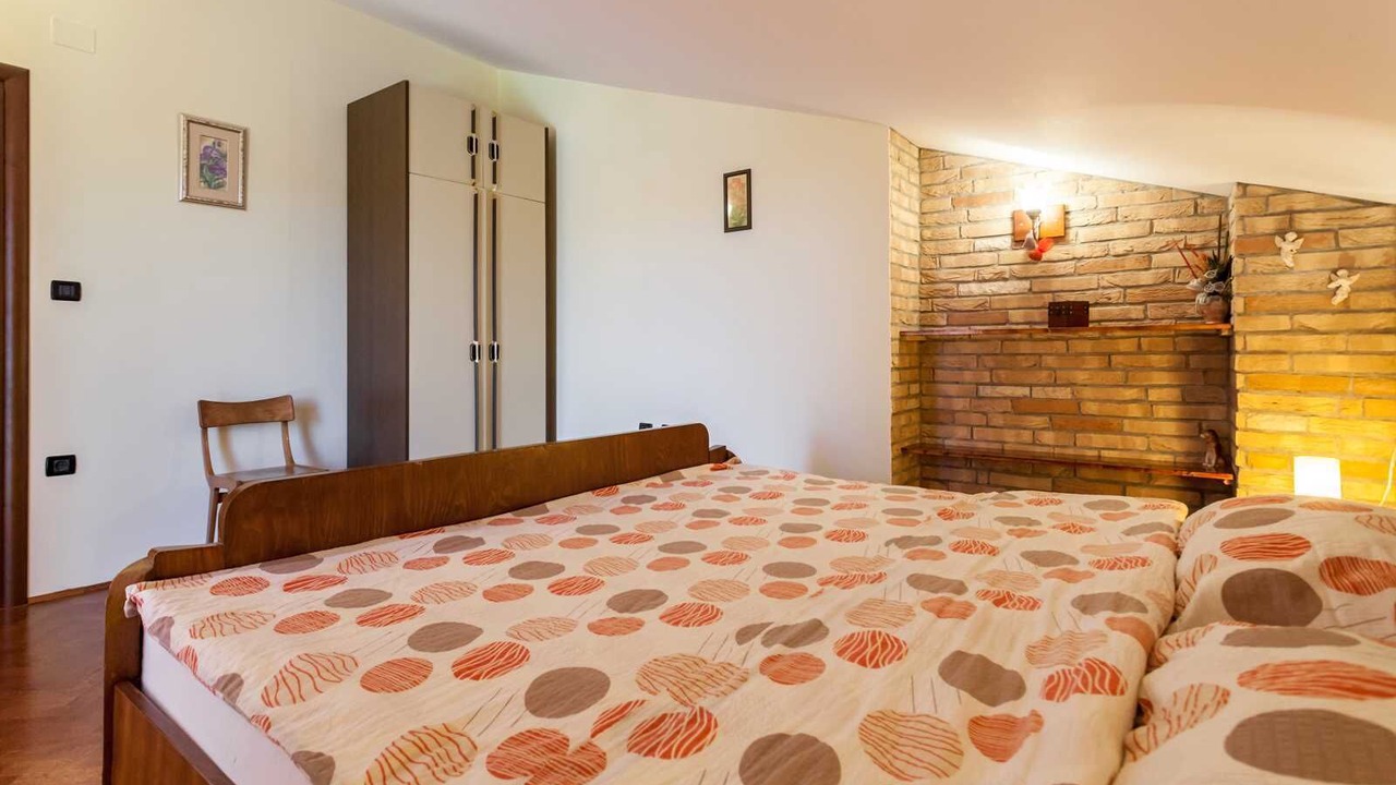 Photo of Bedroom in Porat