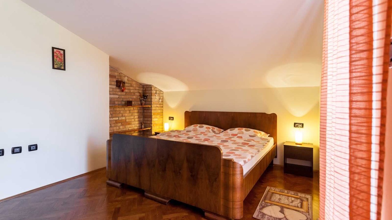 Photo of Bedroom in Porat