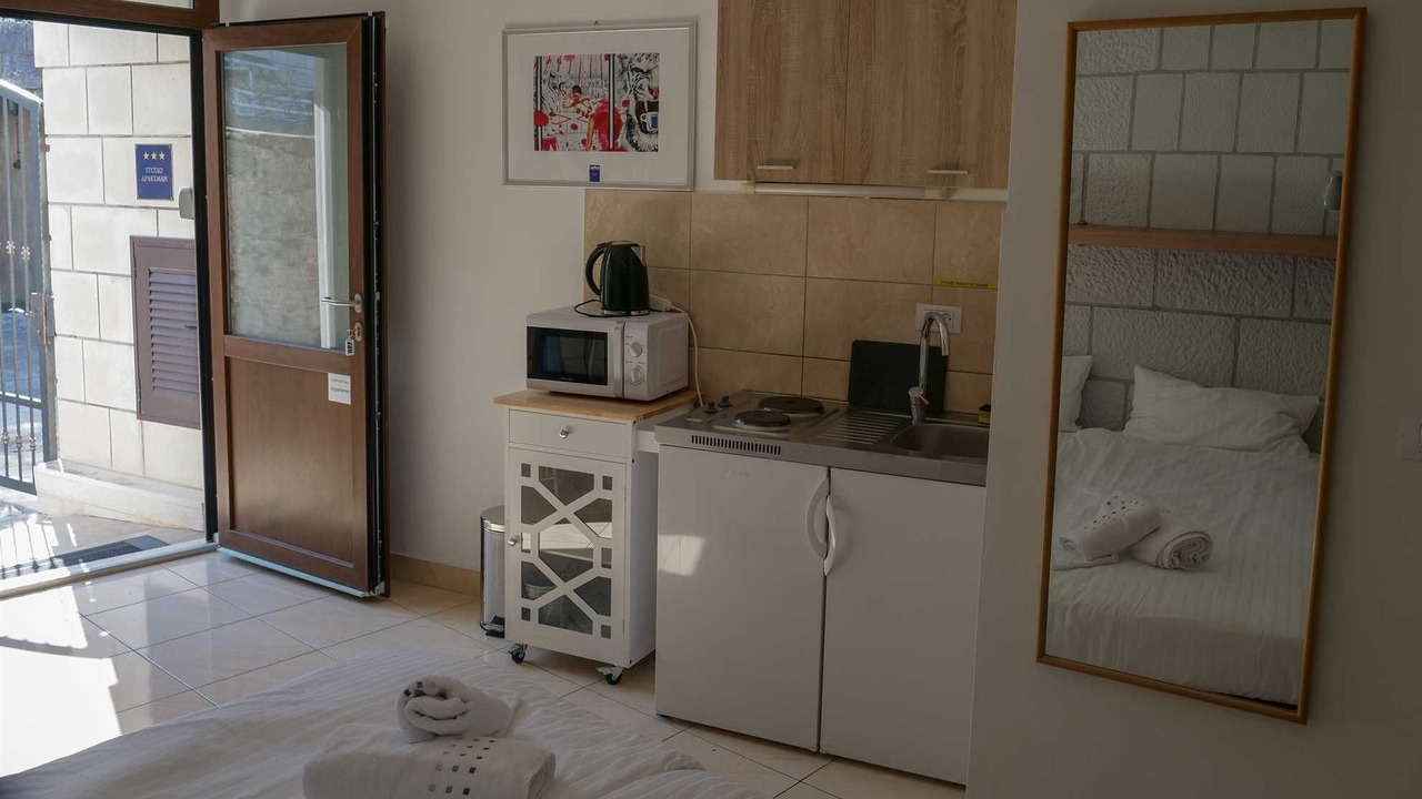 Photo of Bedroom in Pile