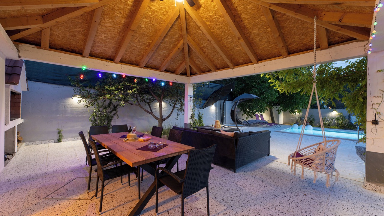 Photo of Outdoor in Srinjine