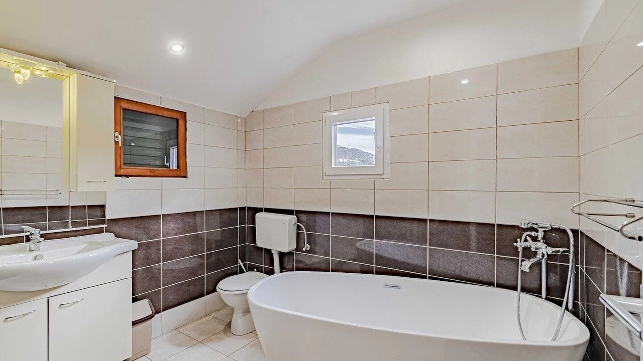 Photo of Bathroom in Postup