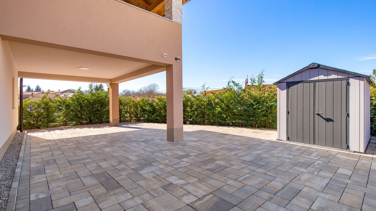 Photo of Patio Balcony in Lipa