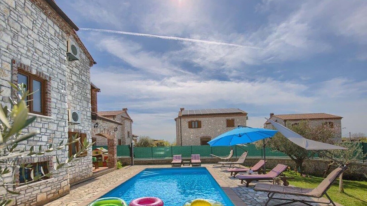 Photo of Outdoor in Cabrunici