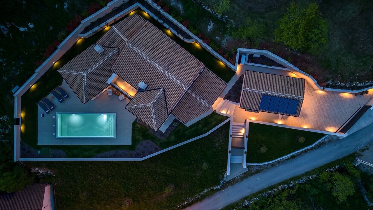 Photo of Outdoor in Vele Mune