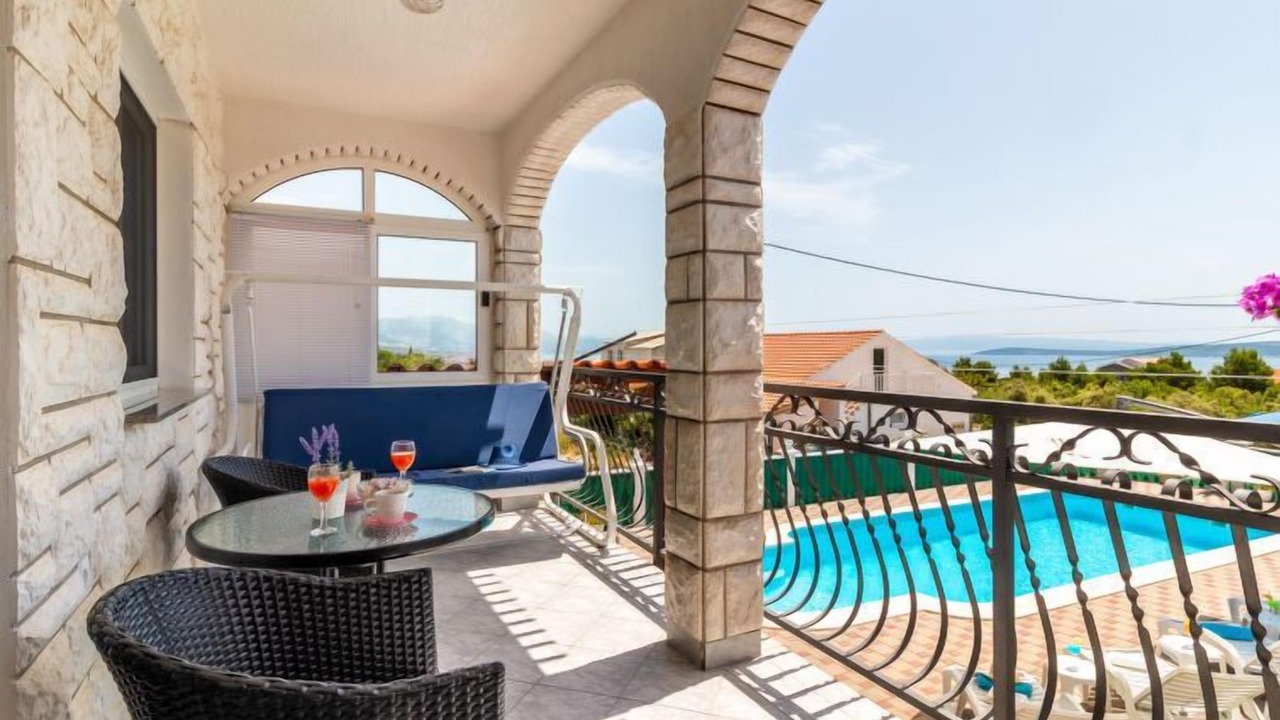 Photo of Outdoor in Rudine