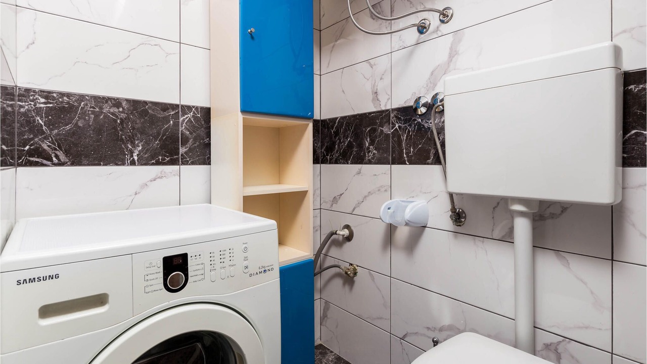 Photo of Bathroom in Jurdani