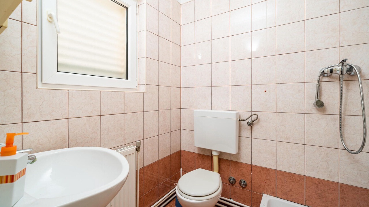 Photo of Bathroom in Metohija