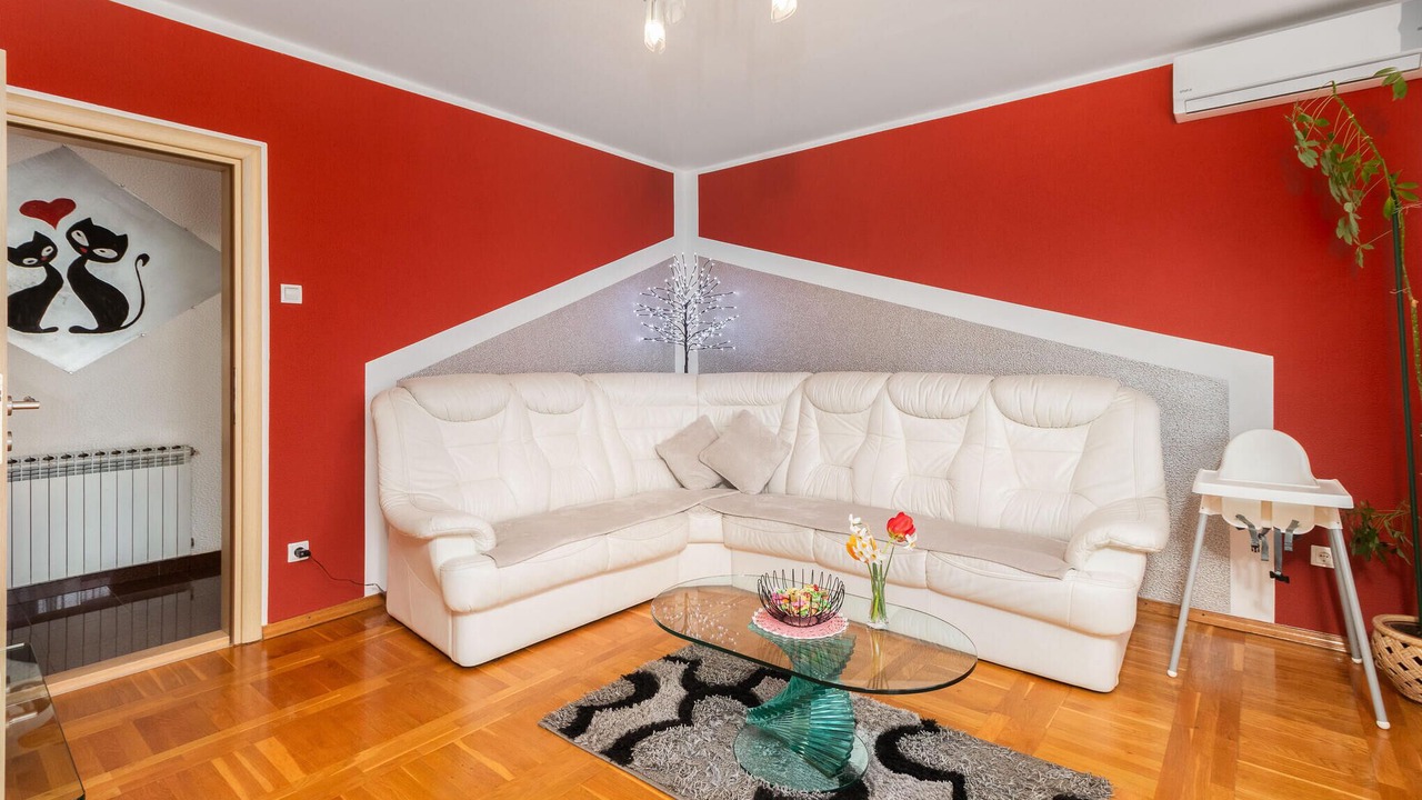 Photo of Bedroom in Lic
