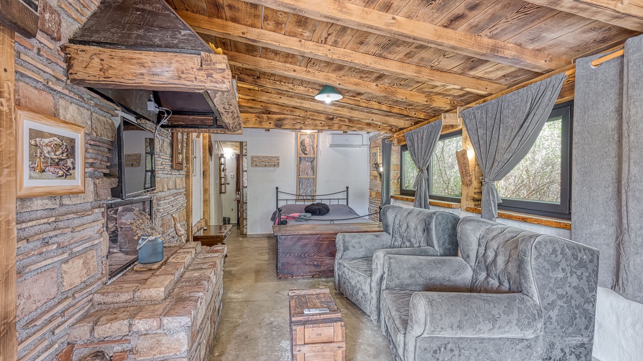 Photo of Others in Heki