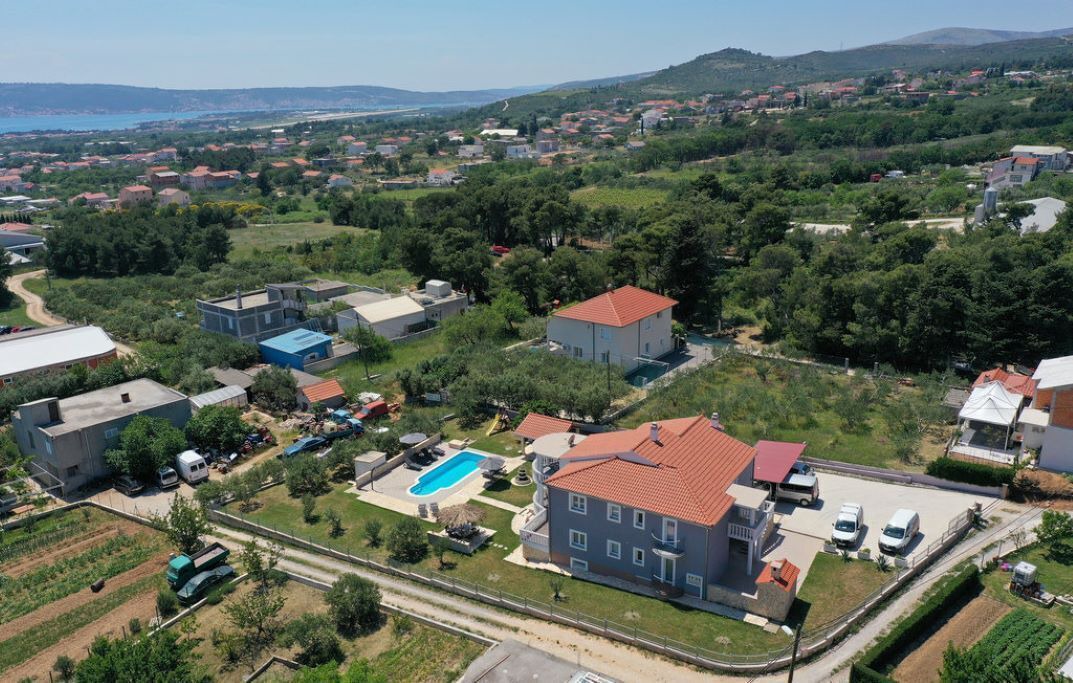 Photo of Outdoor in Rudine