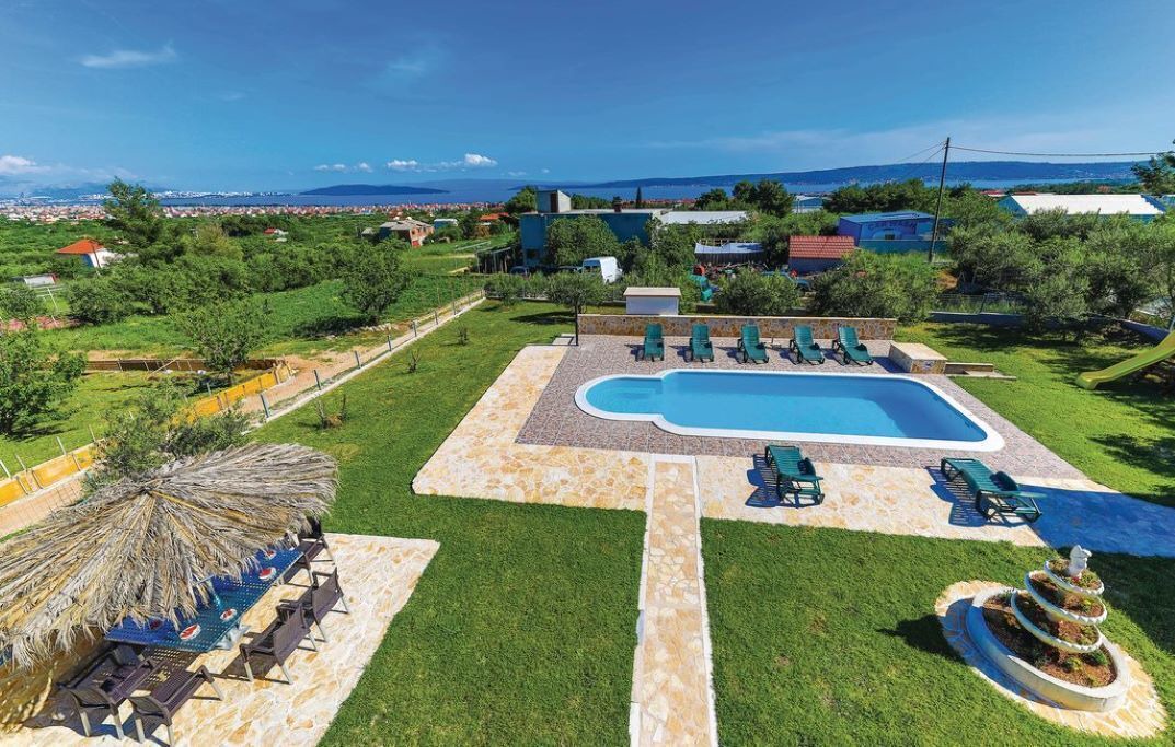 Photo of Outdoor in Rudine