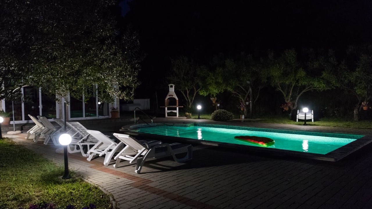 Photo of Outdoor in Mundanije