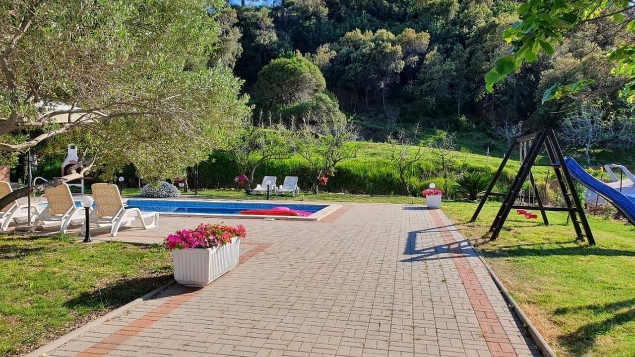 Photo of Outdoor in Mundanije