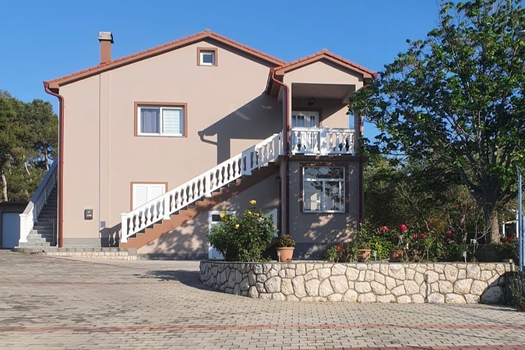 Photo of Outdoor in Mundanije