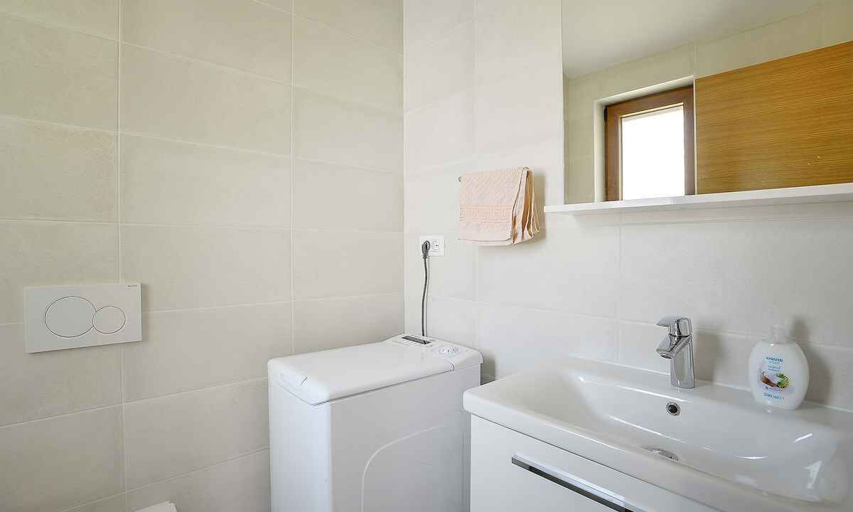 Photo of Bathroom in Lindar