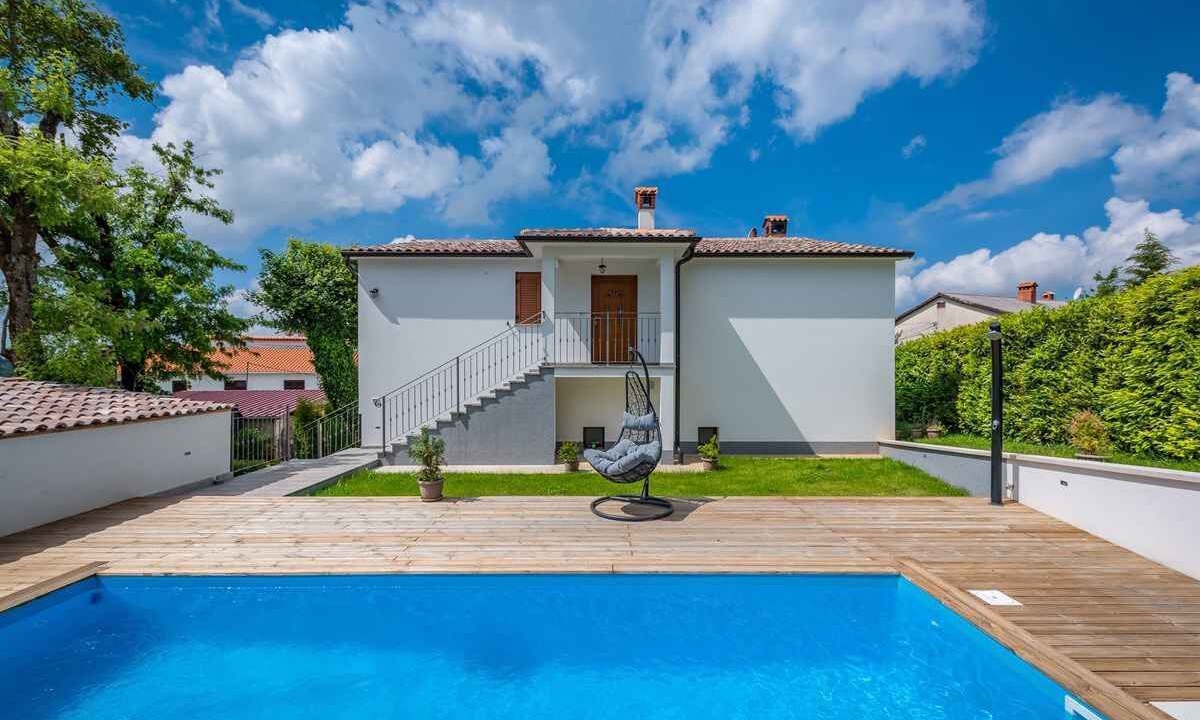 Photo of Outdoor in Lindar