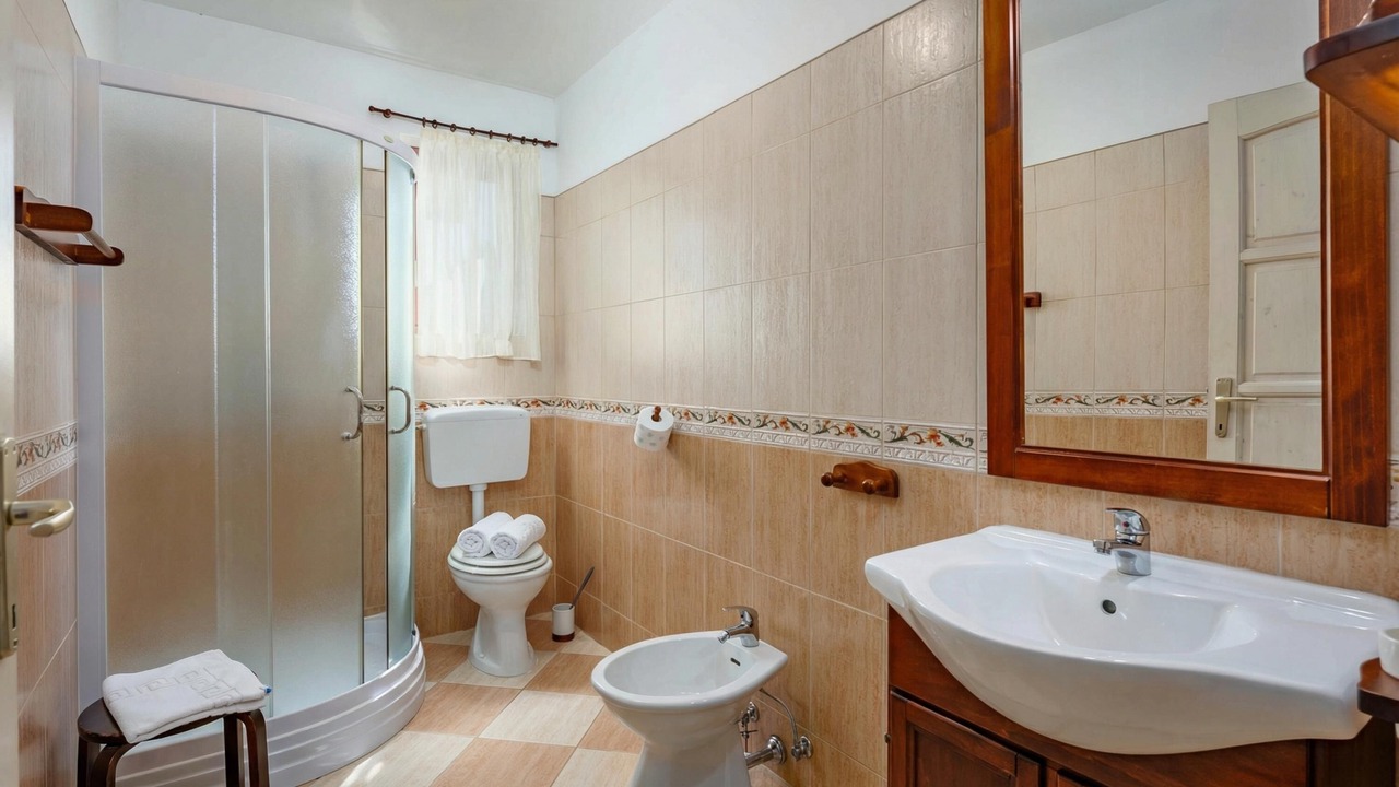 Photo of Bathroom in Sisan
