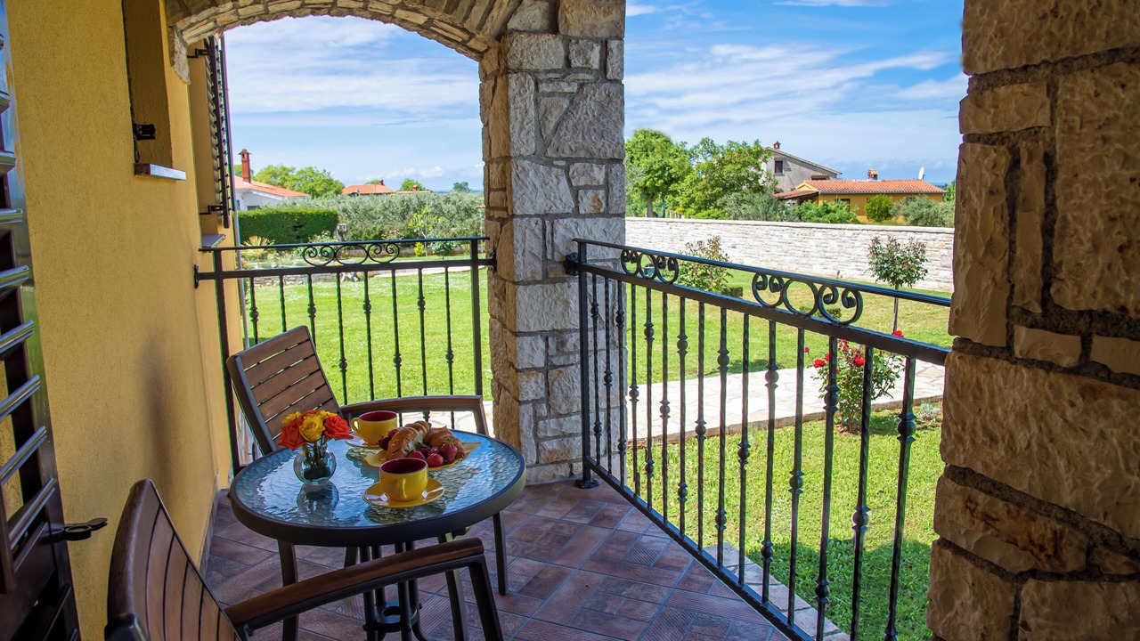 Photo of Patio Balcony in Galizana