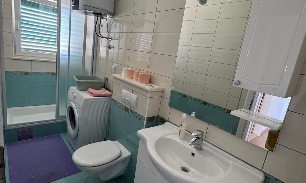 Photo of Bathroom in Blace