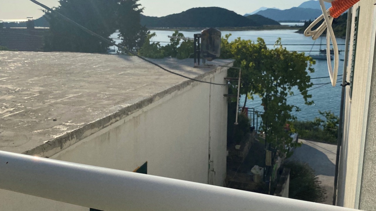 Photo of Outdoor in Blace