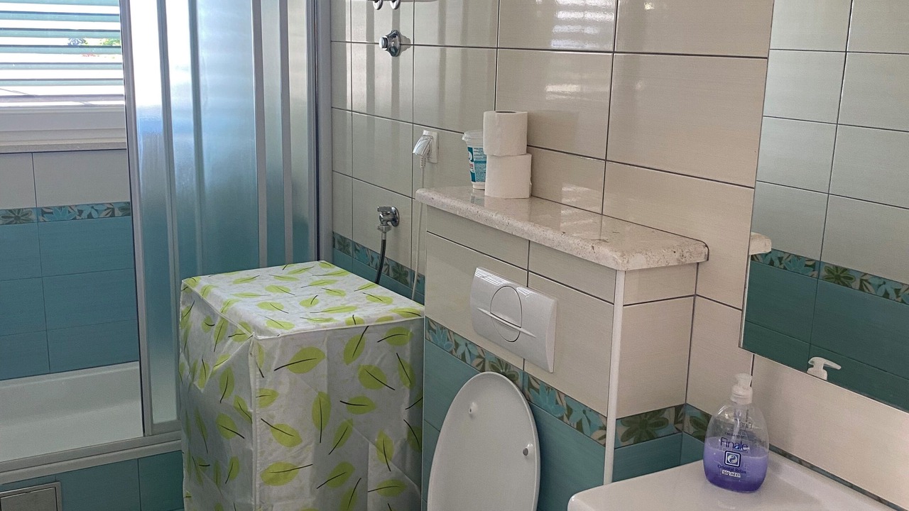 Photo of Bathroom in Blace