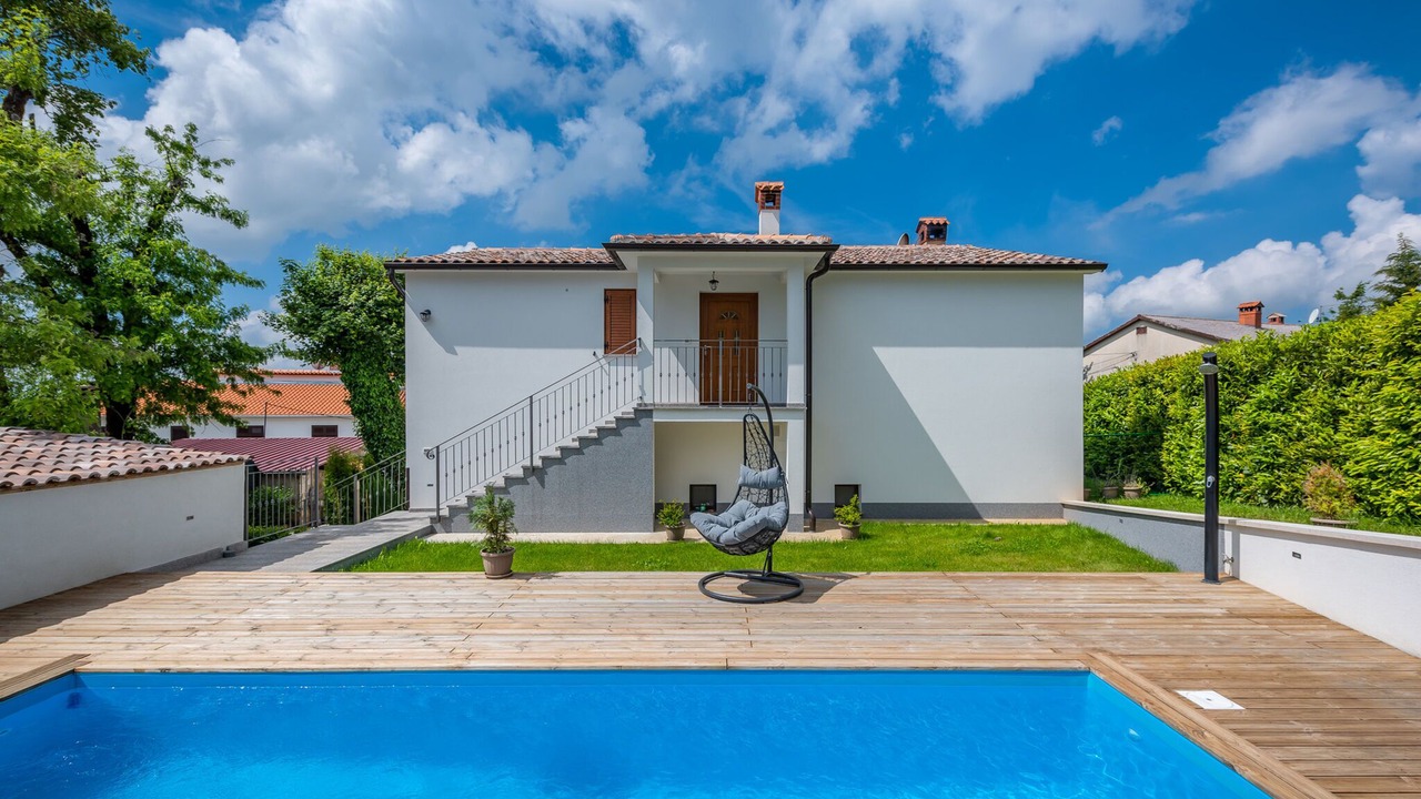 Photo of Outdoor in Lindar