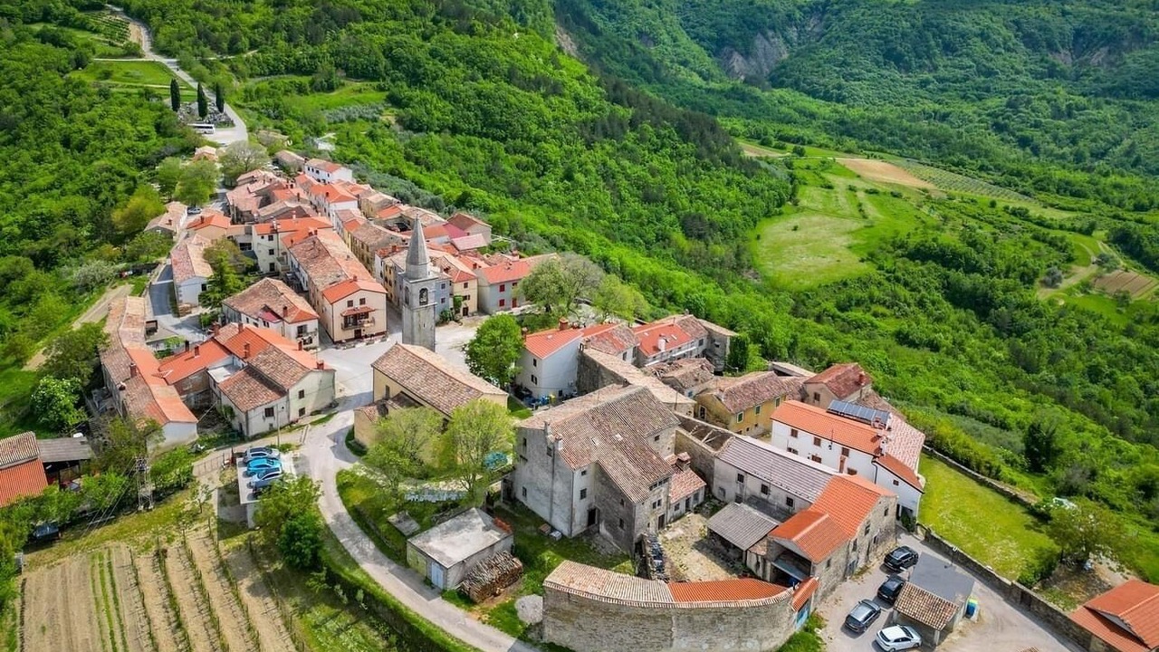 Photo of Outdoor in Draguc