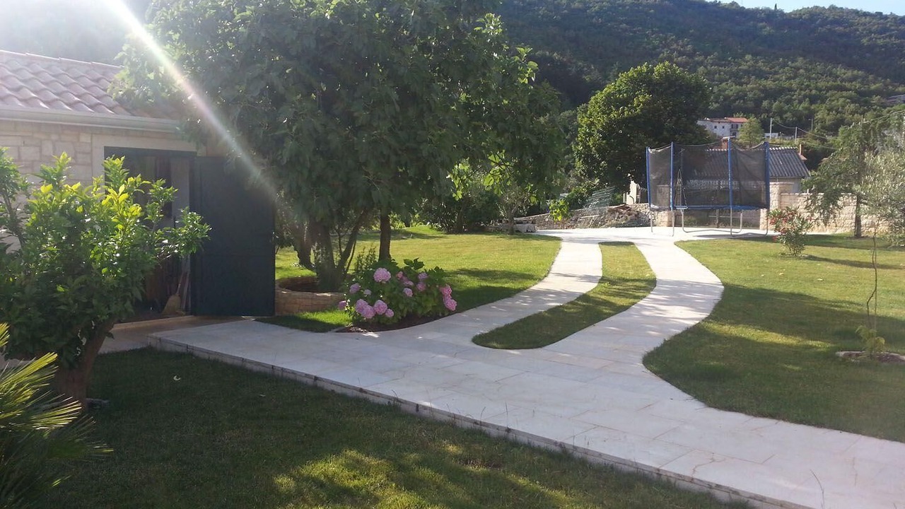 Photo of Outdoor in Golovik