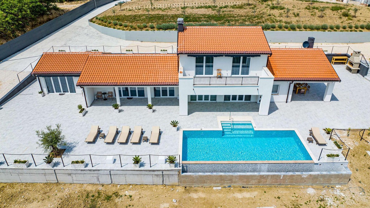 Photo of Outdoor in Korelici