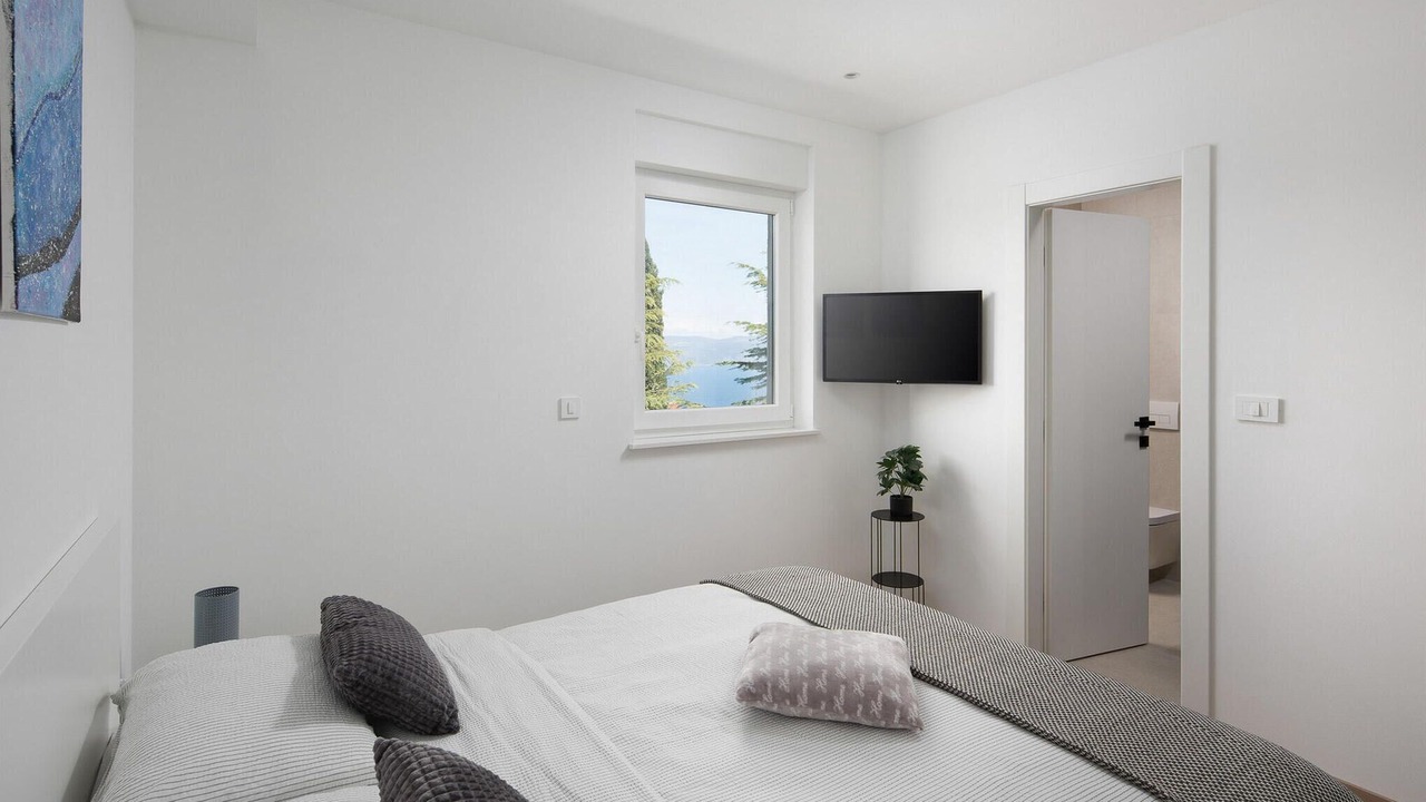 Photo of Others in Gondolici