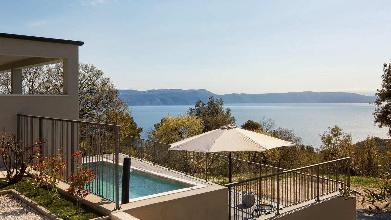 Photo of Others in Gondolici