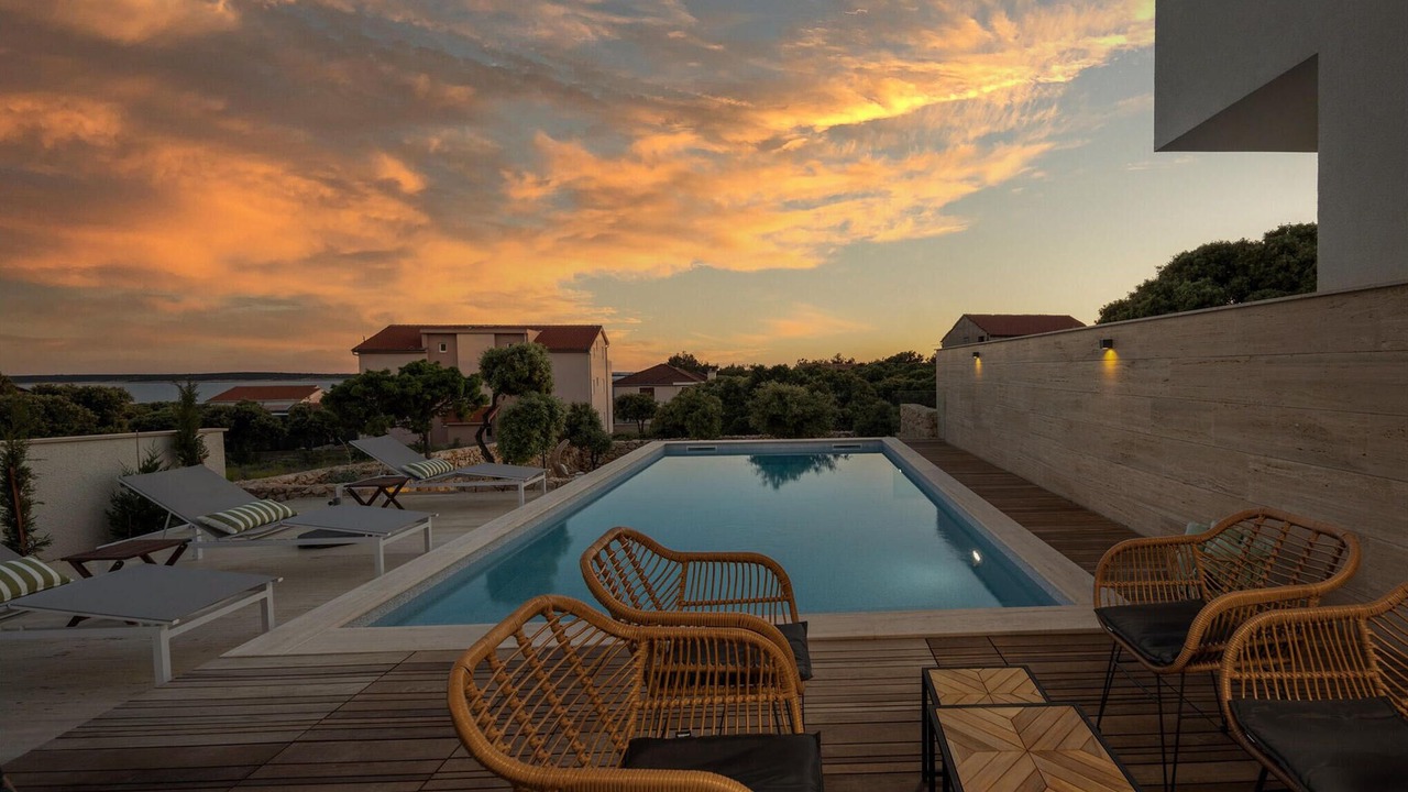 Photo of Outdoor in Mandre