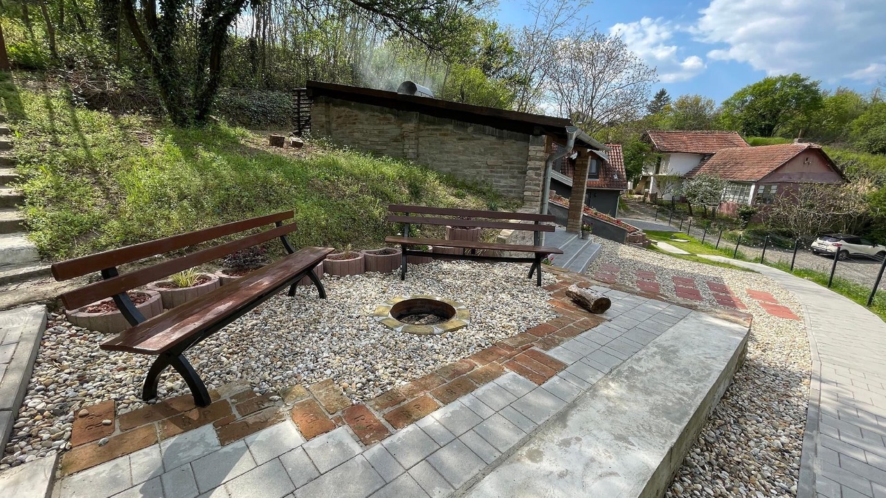Photo of Outdoor in Batina