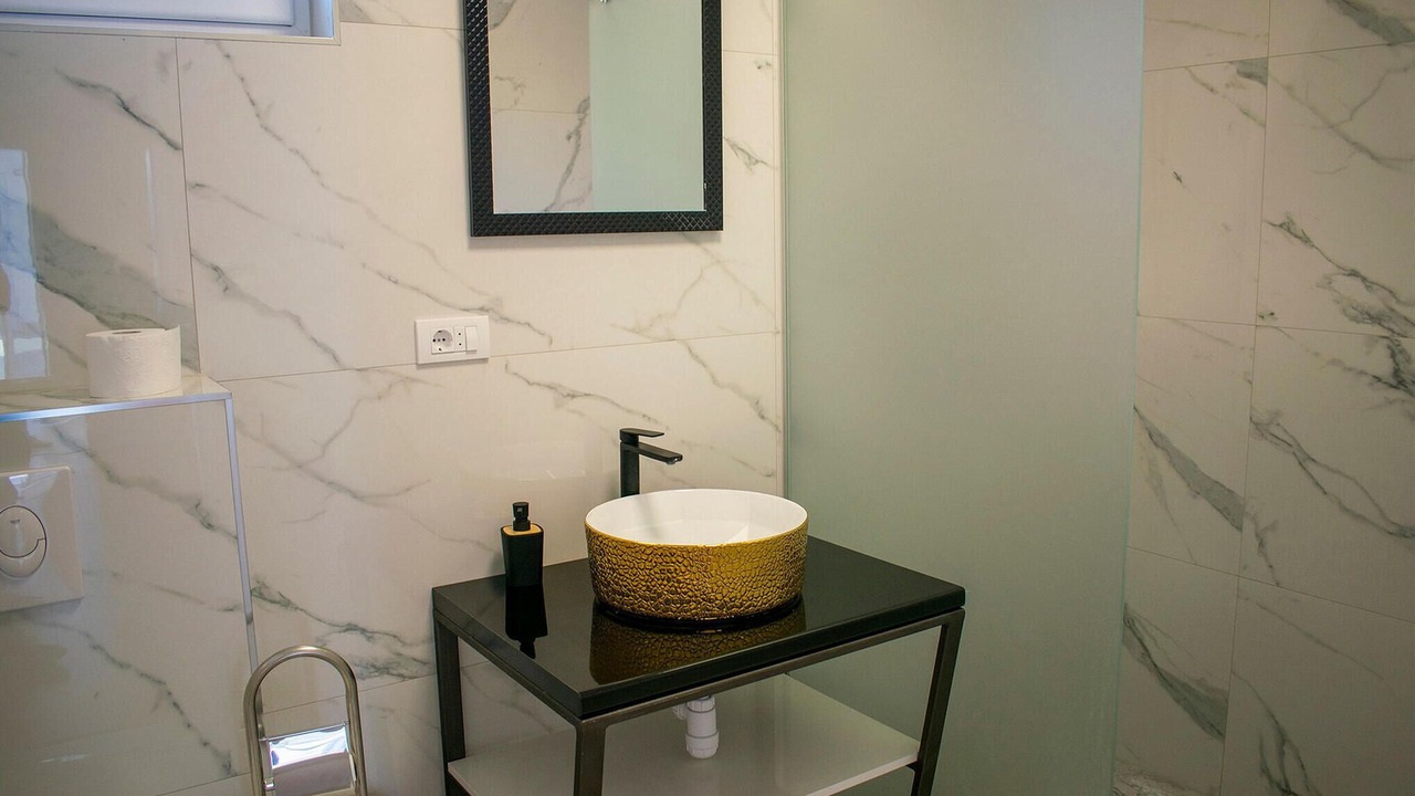 Photo of Bathroom in Rudine