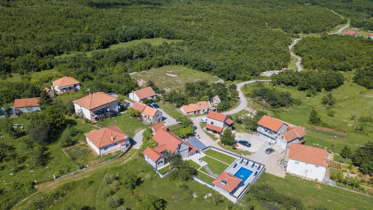 Photo of Others in Sinj