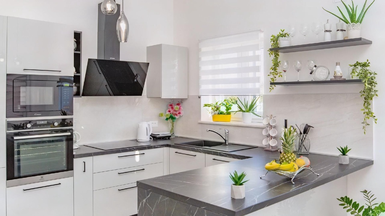 Photo of Kitchen in Kunj